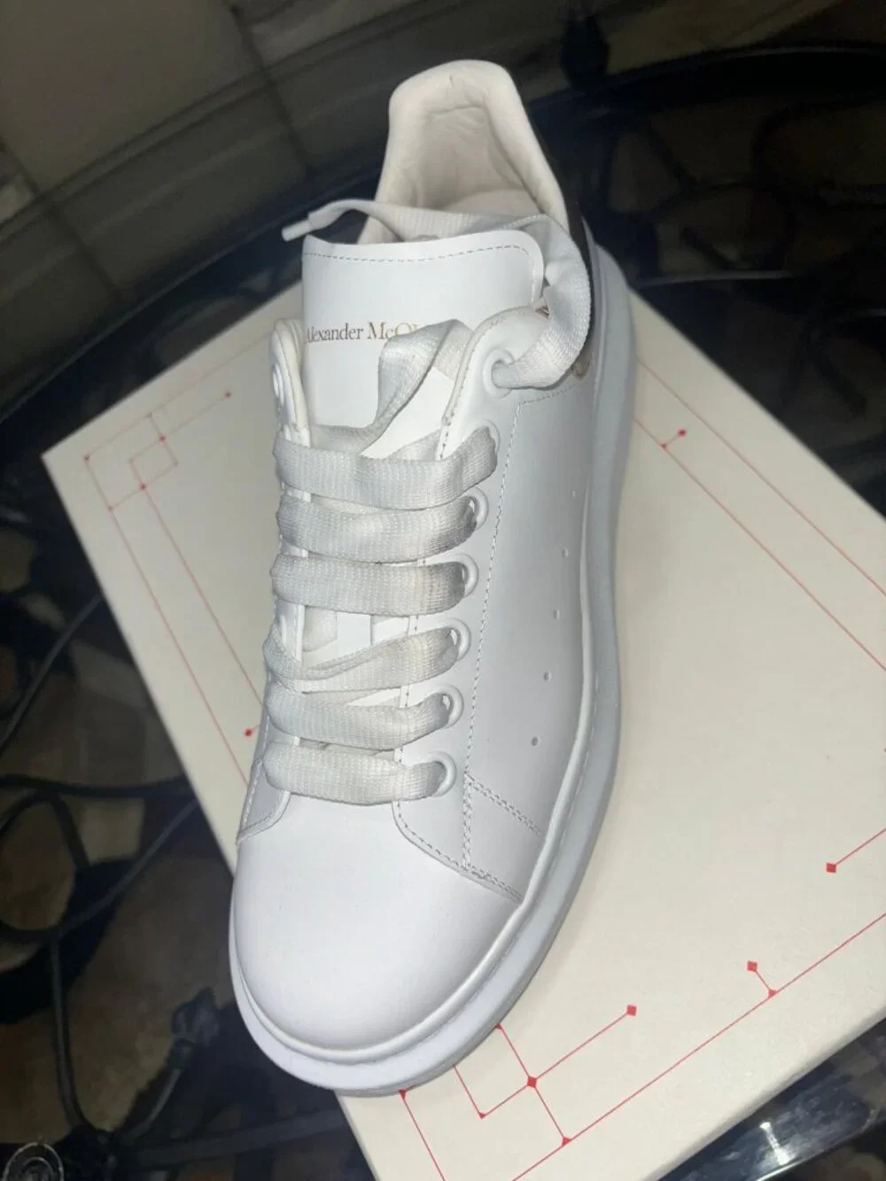 Alexander McQueen Oversized Sneakers White/Gold Leather Low Top Men’s Size EU 4